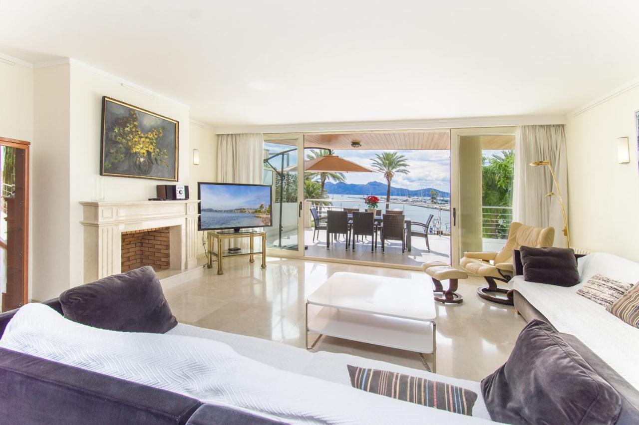 Seafront Ap Acuario Apartment Port de Pollenca Exterior photo